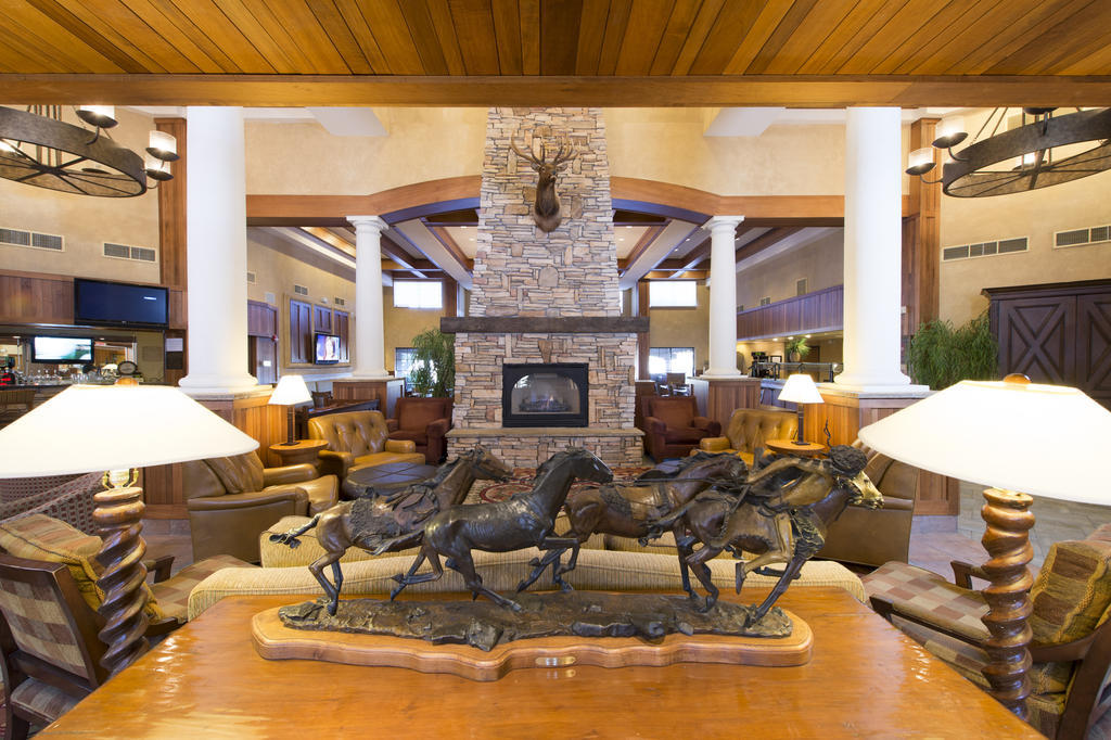 Mcm Elegante Lodge & Resorts Руидозо Экстерьер фото